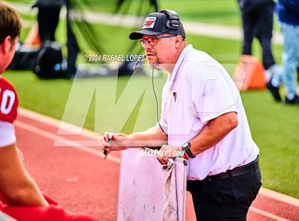 Thumbnail 2 in The Woodlands vs. Duncanville (UIL 6A D1 Football Regional) photogallery.