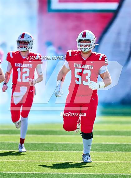 Thumbnail 2 in The Woodlands vs. Duncanville (UIL 6A D1 Football Regional) photogallery.