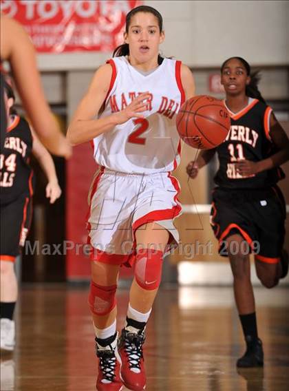 Thumbnail 3 in Beverly Hills vs. Mater Dei (CIF SS D2A Final) photogallery.