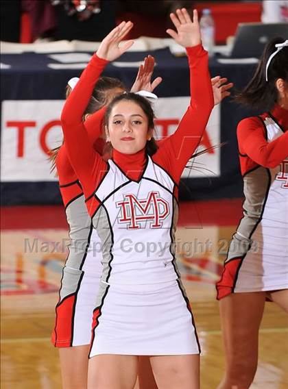 Thumbnail 2 in Beverly Hills vs. Mater Dei (CIF SS D2A Final) photogallery.