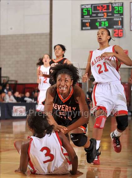 Thumbnail 1 in Beverly Hills vs. Mater Dei (CIF SS D2A Final) photogallery.