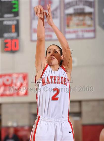 Thumbnail 1 in Beverly Hills vs. Mater Dei (CIF SS D2A Final) photogallery.