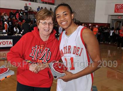 Thumbnail 3 in Beverly Hills vs. Mater Dei (CIF SS D2A Final) photogallery.