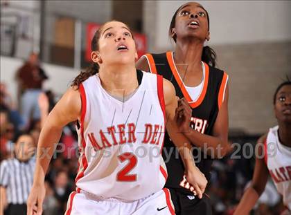 Thumbnail 3 in Beverly Hills vs. Mater Dei (CIF SS D2A Final) photogallery.