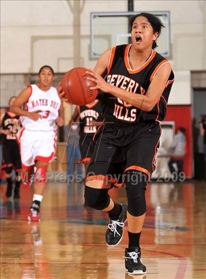 Thumbnail 1 in Beverly Hills vs. Mater Dei (CIF SS D2A Final) photogallery.