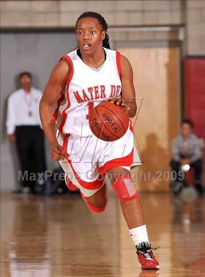 Thumbnail 3 in Beverly Hills vs. Mater Dei (CIF SS D2A Final) photogallery.