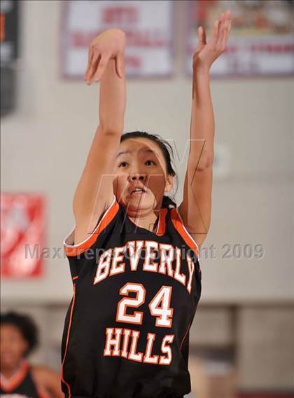 Thumbnail 1 in Beverly Hills vs. Mater Dei (CIF SS D2A Final) photogallery.