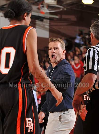 Thumbnail 3 in Beverly Hills vs. Mater Dei (CIF SS D2A Final) photogallery.