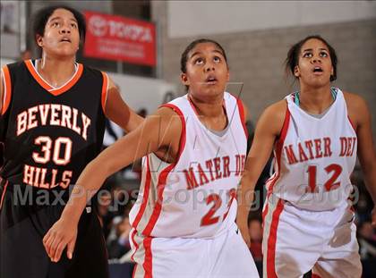 Thumbnail 2 in Beverly Hills vs. Mater Dei (CIF SS D2A Final) photogallery.