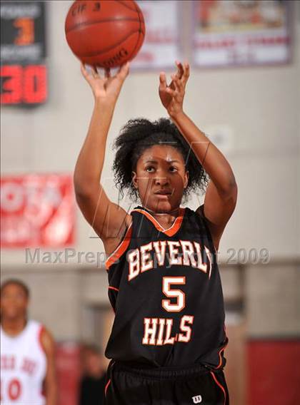 Thumbnail 1 in Beverly Hills vs. Mater Dei (CIF SS D2A Final) photogallery.