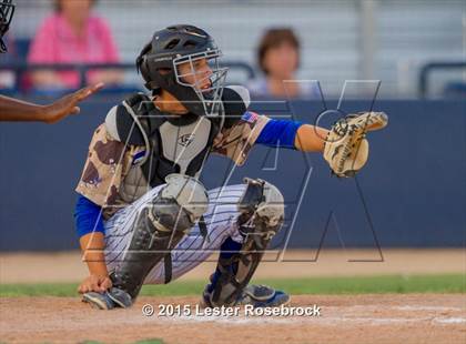 Thumbnail 2 in Georgetown vs. Calallen (5A Regional Championships) photogallery.