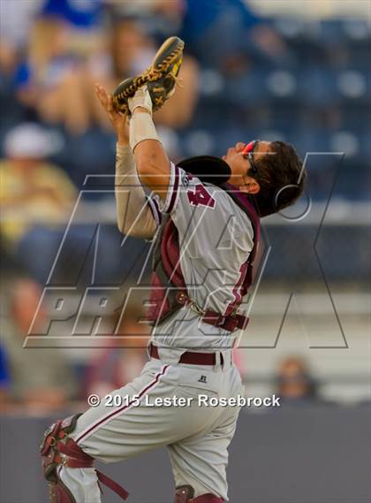 Thumbnail 2 in Georgetown vs. Calallen (5A Regional Championships) photogallery.