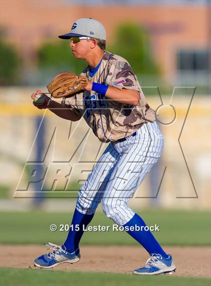 Thumbnail 1 in Georgetown vs. Calallen (5A Regional Championships) photogallery.