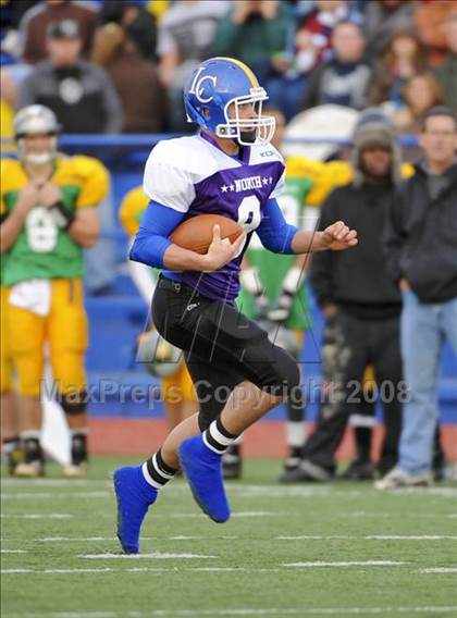 Thumbnail 2 in North vs South (Holiday Classic All-Star) photogallery.