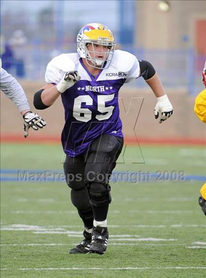 Thumbnail 3 in North vs South (Holiday Classic All-Star) photogallery.