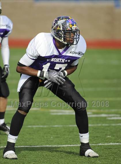 Thumbnail 1 in North vs South (Holiday Classic All-Star) photogallery.