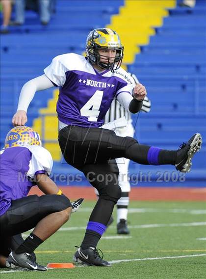 Thumbnail 3 in North vs South (Holiday Classic All-Star) photogallery.