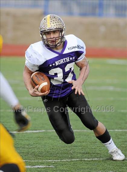 Thumbnail 2 in North vs South (Holiday Classic All-Star) photogallery.