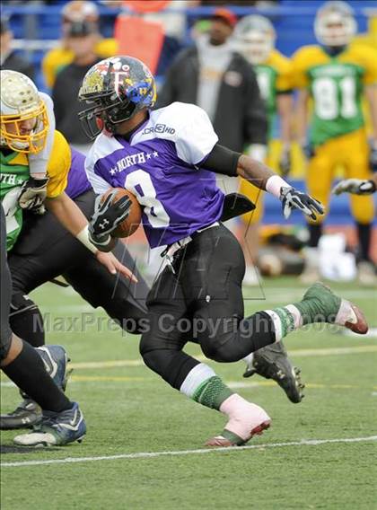 Thumbnail 2 in North vs South (Holiday Classic All-Star) photogallery.