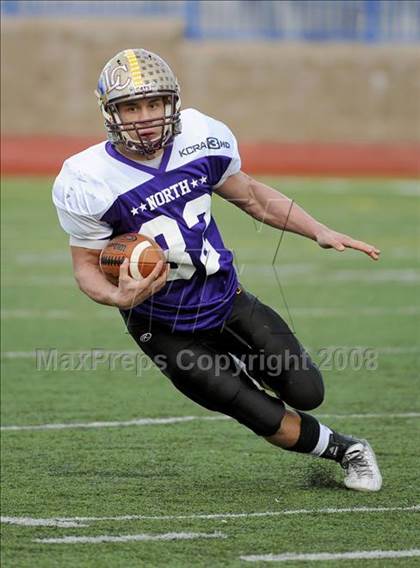 Thumbnail 1 in North vs South (Holiday Classic All-Star) photogallery.