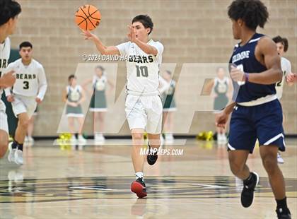 Thumbnail 2 in Columbine vs Bear Creek photogallery.