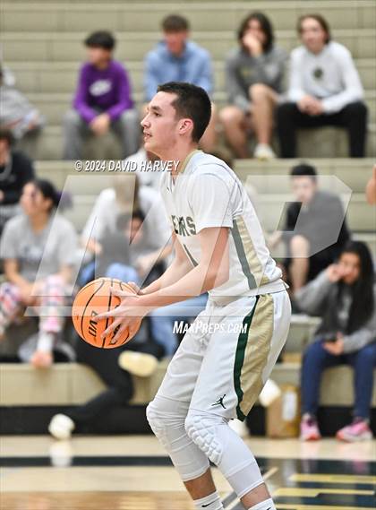 Thumbnail 1 in Columbine vs Bear Creek photogallery.