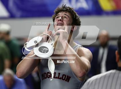 Thumbnail 3 in AIA Finals (Div 4) photogallery.