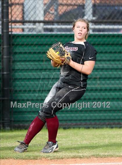 Thumbnail 3 in Spring vs Cinco Ranch (The Woodlands Lady Highlander Tournament) photogallery.