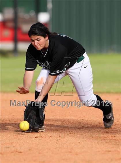 Thumbnail 3 in Spring vs Cinco Ranch (The Woodlands Lady Highlander Tournament) photogallery.