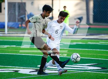 Thumbnail 3 in El Dorado @ St. Francis (CIF D2 Round 1 Playoff) photogallery.