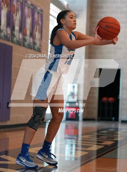 Thumbnail 3 in Lake Belton vs. Episcopal (Aggieland Invitational) photogallery.