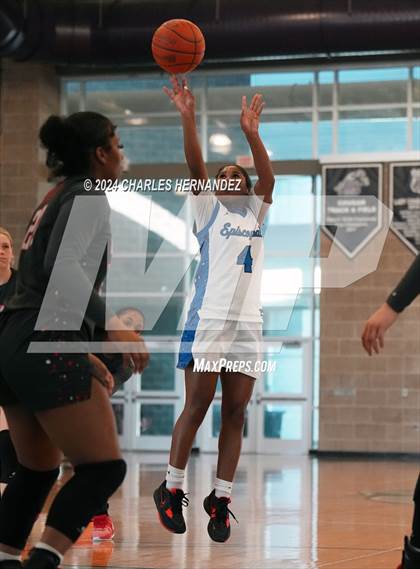 Thumbnail 2 in Lake Belton vs. Episcopal (Aggieland Invitational) photogallery.