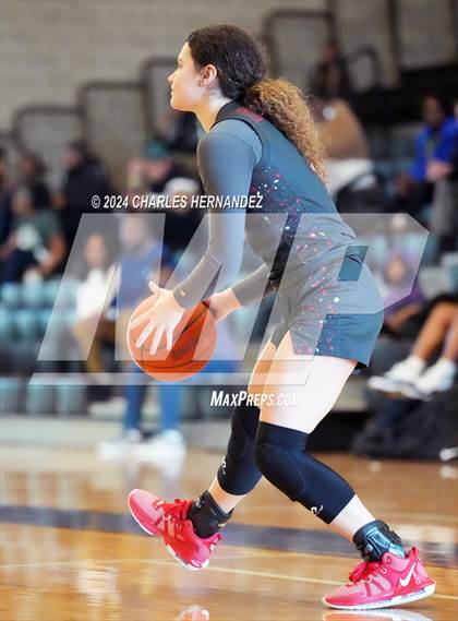 Thumbnail 2 in Lake Belton vs. Episcopal (Aggieland Invitational) photogallery.