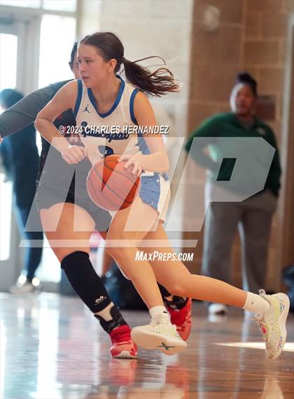 Thumbnail 1 in Lake Belton vs. Episcopal (Aggieland Invitational) photogallery.