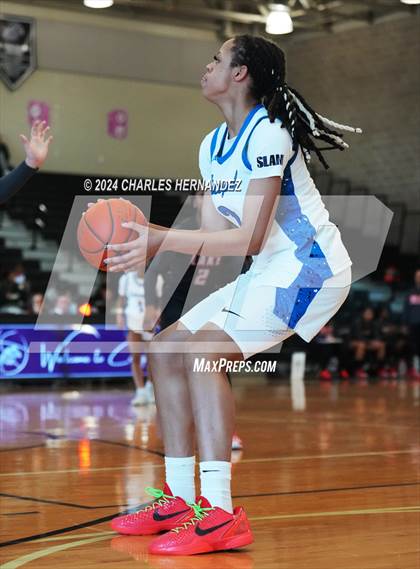 Thumbnail 2 in Lake Belton vs. Episcopal (Aggieland Invitational) photogallery.