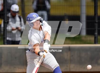 Thumbnail 1 in Davis vs. El Toro photogallery.