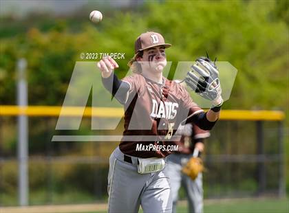 Thumbnail 1 in Davis vs. El Toro photogallery.