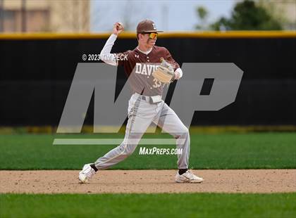 Thumbnail 2 in Davis vs. El Toro photogallery.