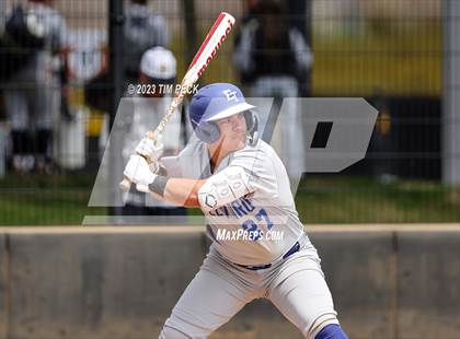 Thumbnail 3 in Davis vs. El Toro photogallery.