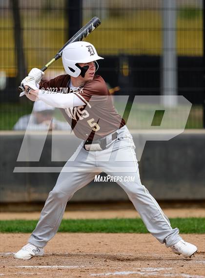 Thumbnail 2 in Davis vs. El Toro photogallery.