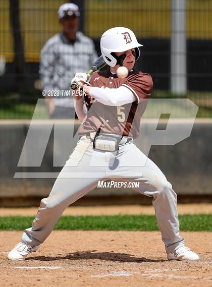Thumbnail 2 in Davis vs. El Toro photogallery.