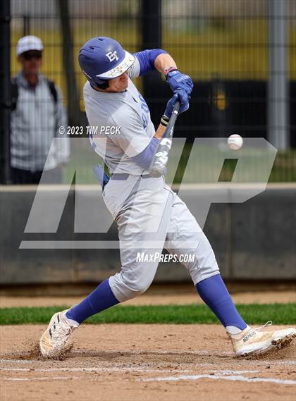 Thumbnail 1 in Davis vs. El Toro photogallery.