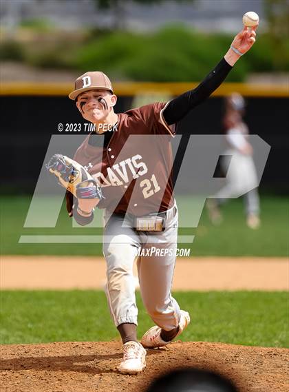Thumbnail 1 in Davis vs. El Toro photogallery.