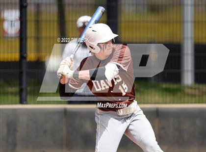Thumbnail 2 in Davis vs. El Toro photogallery.