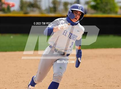 Thumbnail 2 in Davis vs. El Toro photogallery.