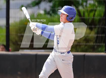 Thumbnail 3 in Davis vs. El Toro photogallery.