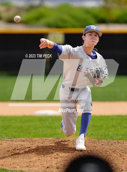 Thumbnail 3 in Davis vs. El Toro photogallery.