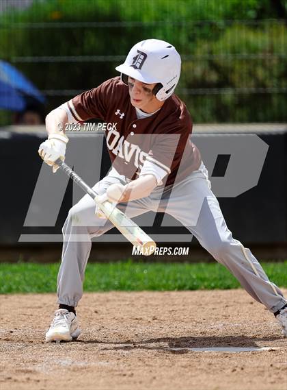 Thumbnail 2 in Davis vs. El Toro photogallery.