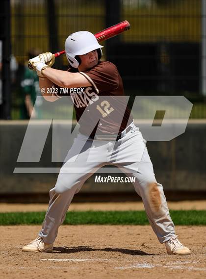 Thumbnail 3 in Davis vs. El Toro photogallery.
