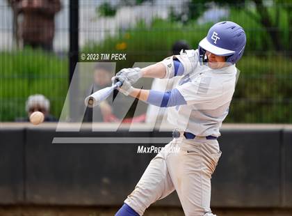 Thumbnail 3 in Davis vs. El Toro photogallery.